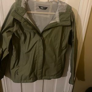 North Face Woman's XL Jacket - like new!